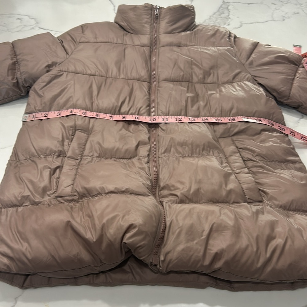 Old Navy‎ Full Zip Puffer Jacket. Size M - Picture 12 of 14